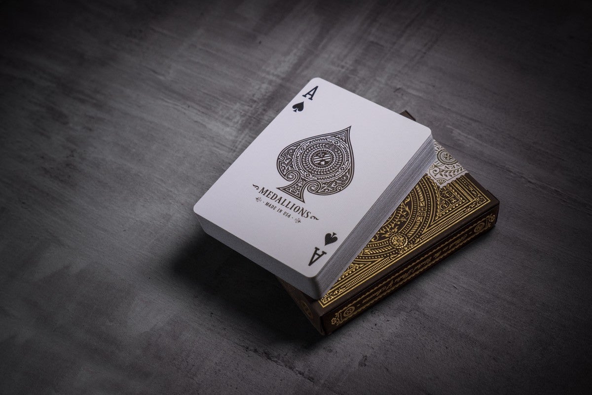 Medallions Signature Playing Cards