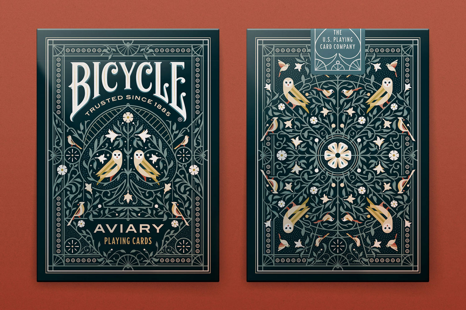 Bicycle Aviary Red & Green Playing Cards