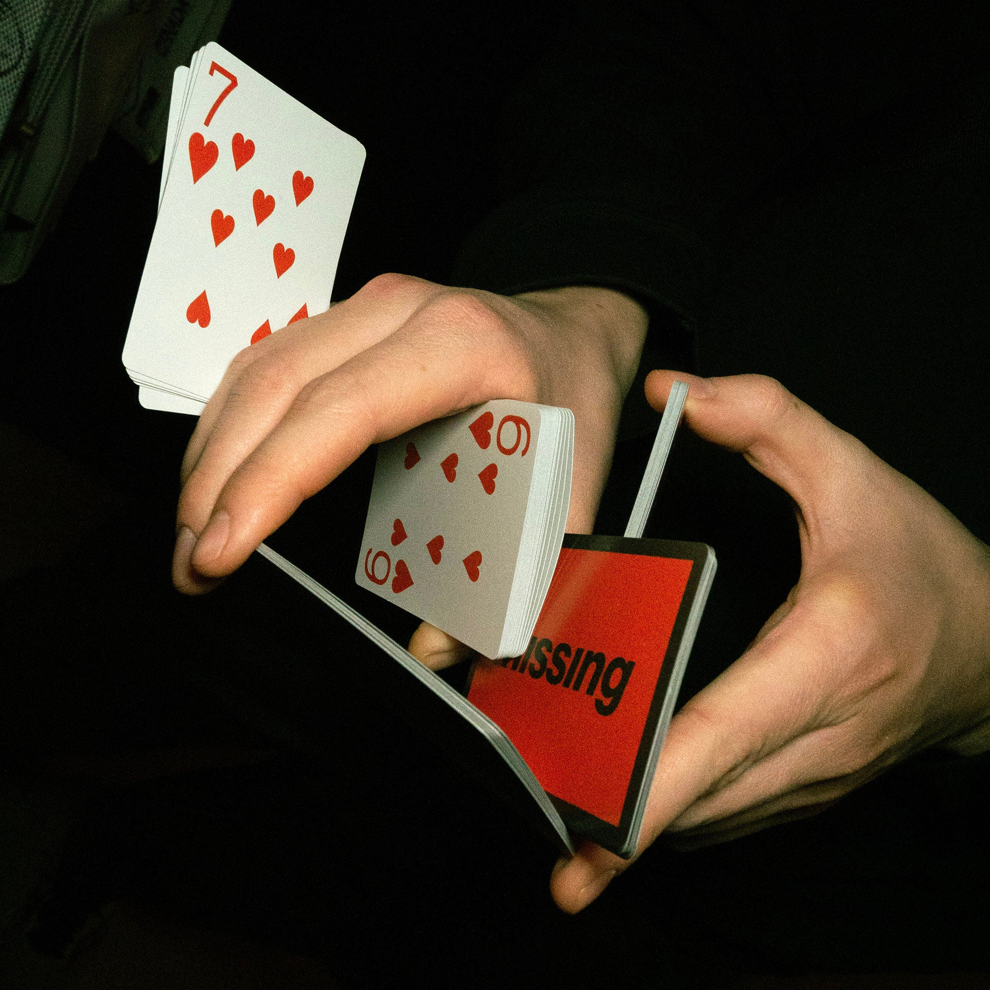 Base 02 Playing Cards - Linen/Smooth