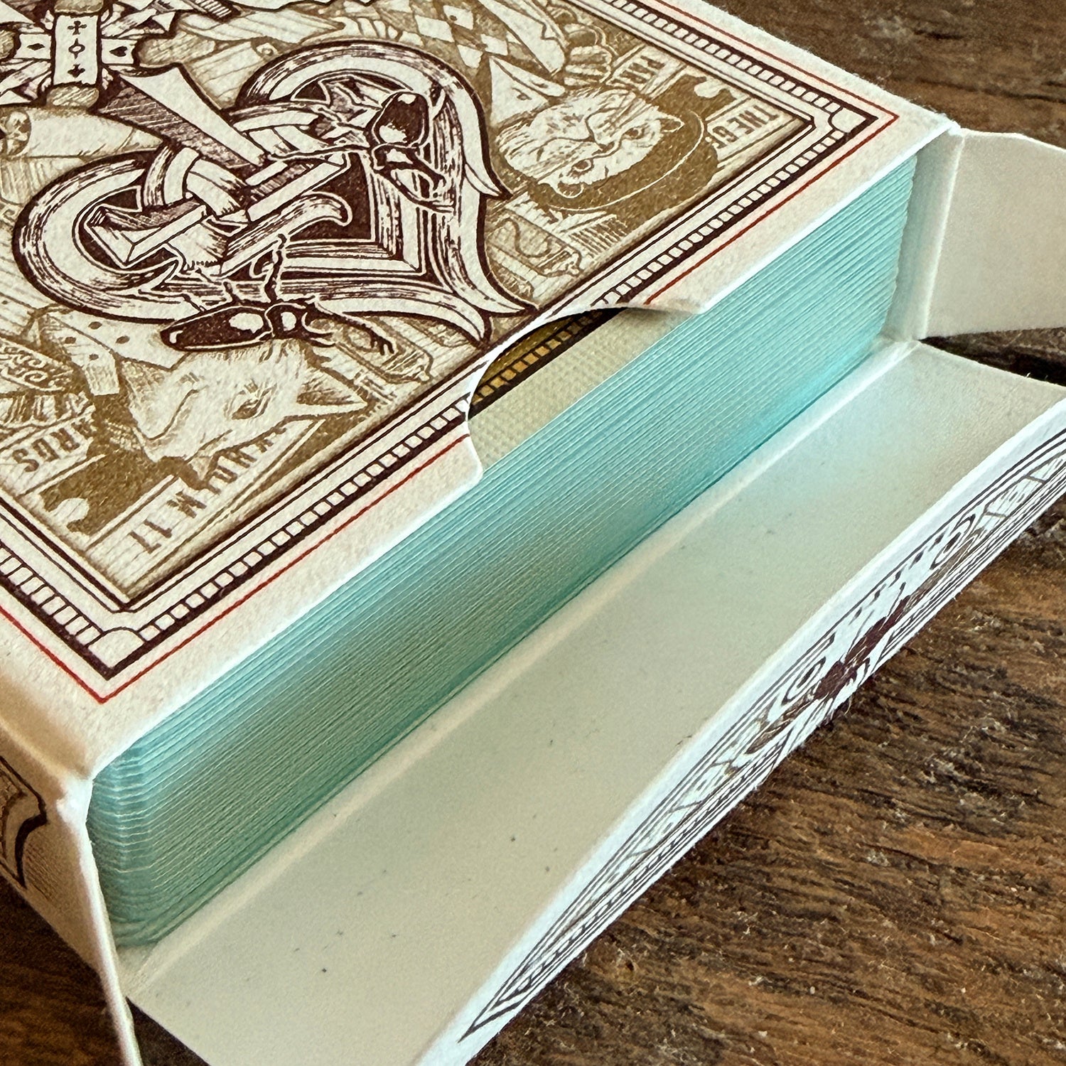 The Parlour Royale Patronium LTD700 (signature on tuckbox)