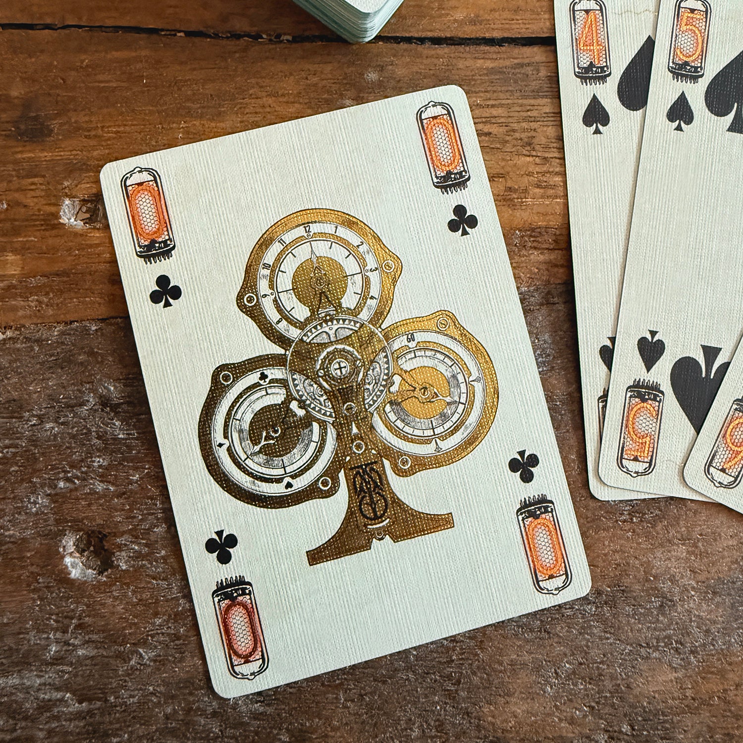 The Parlour Royale Patronium LTD700 (signature on tuckbox)