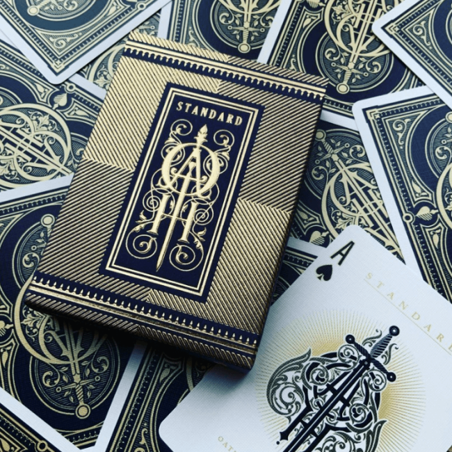 Oath Standard Players Burgundy & Navy Blue Deck
