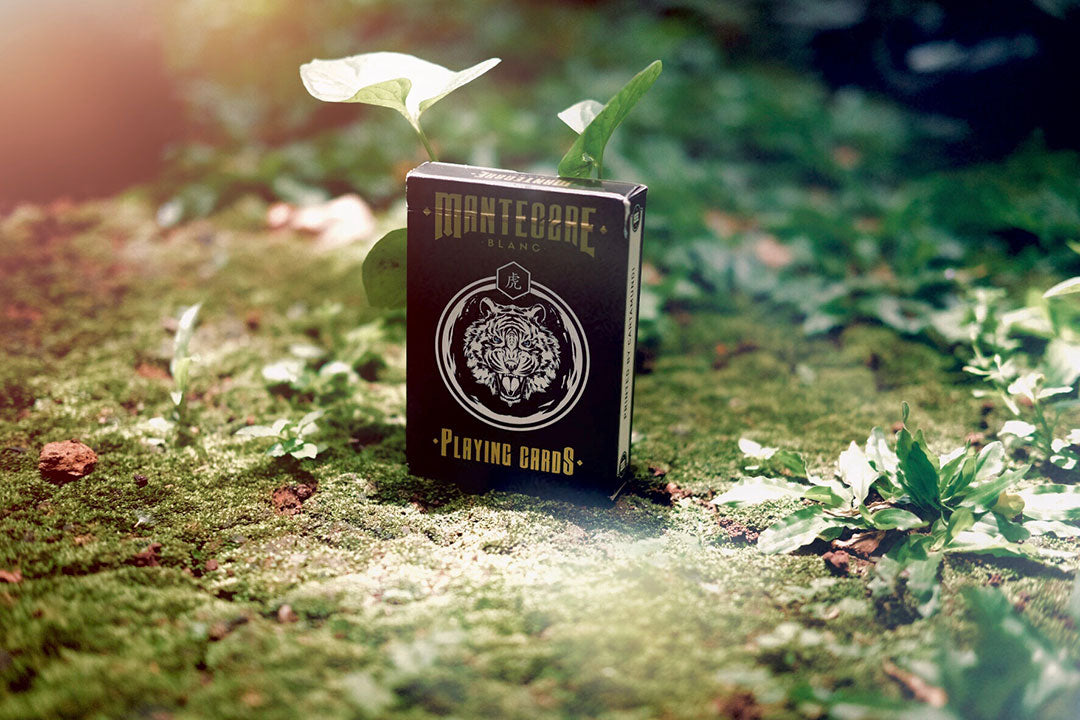 Mantecore Blanc Signed by Edo Huang and Ben Loo playing cards