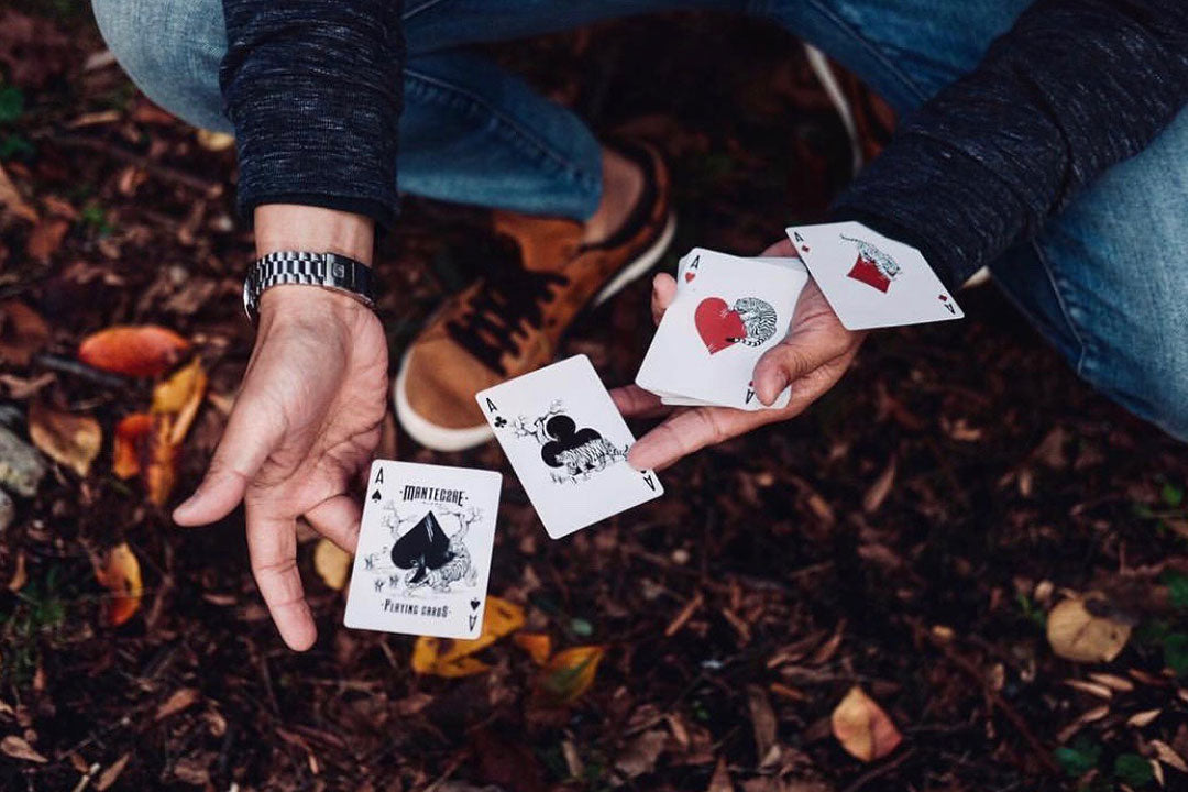 Mantecore Blanc Signed by Edo Huang and Ben Loo playing cards