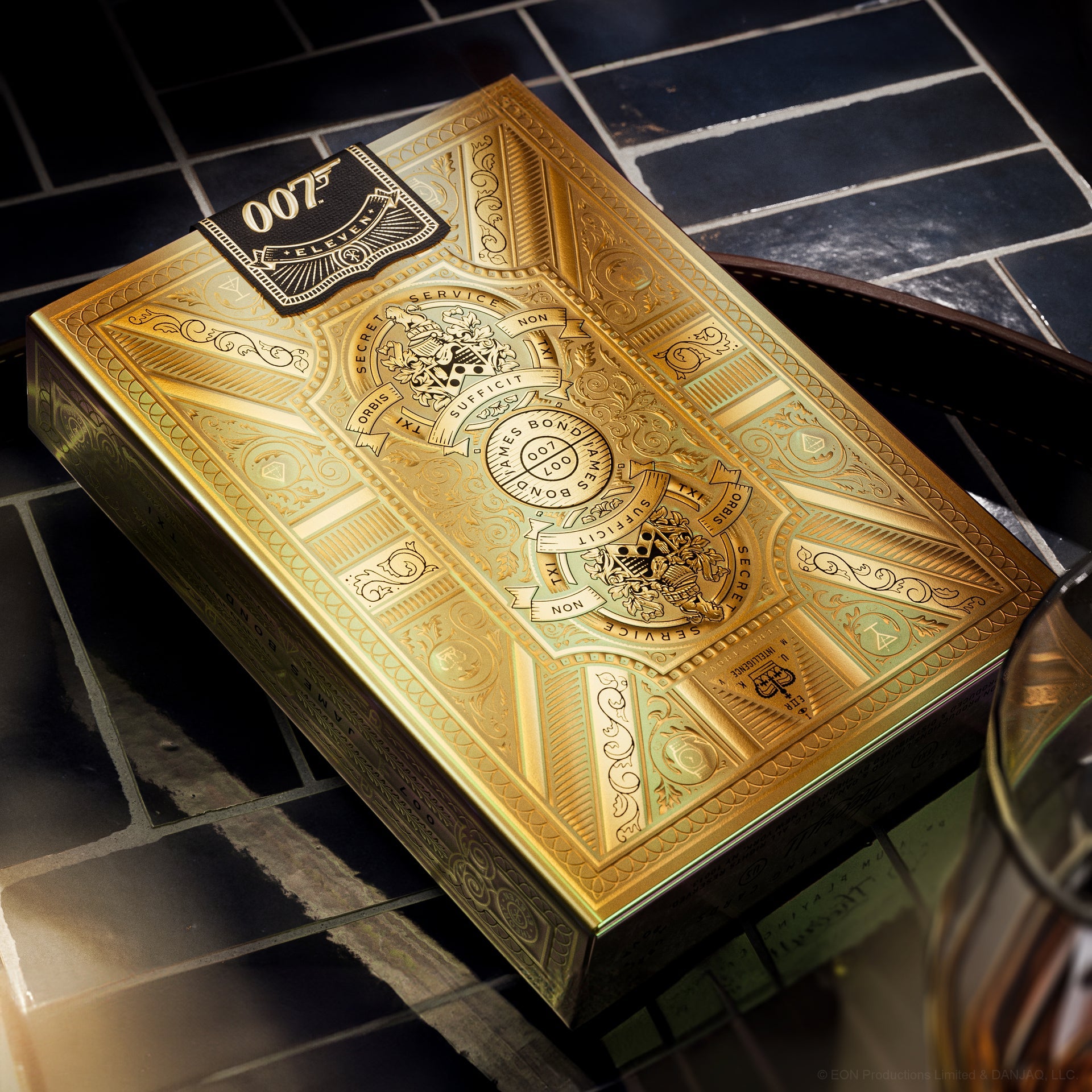 James Bond 007 GOLD Edition Playing Cards