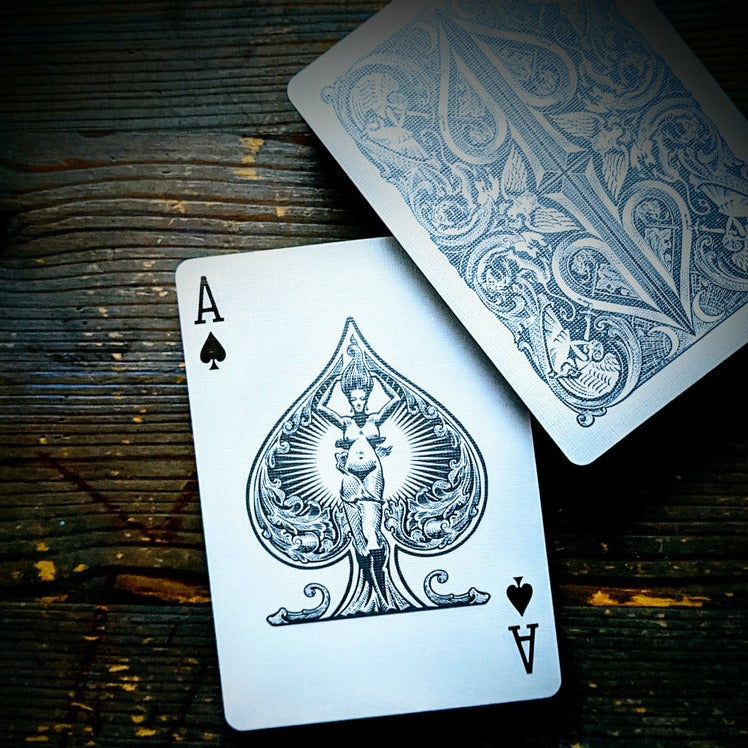 Split Spades Lion Silver Edition Playing Cards