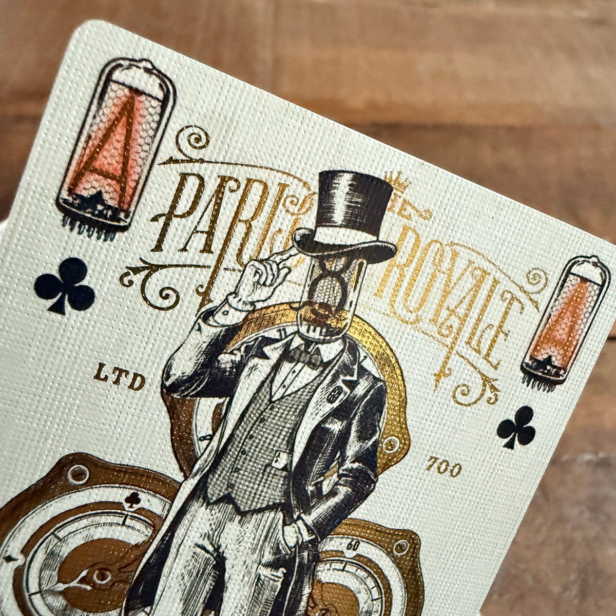 The Parlour Royale Patronium LTD700 (signature on tuckbox)